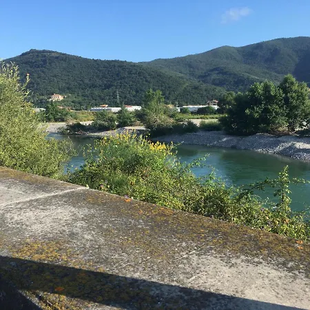 La Gallina Nel Castello Albenga