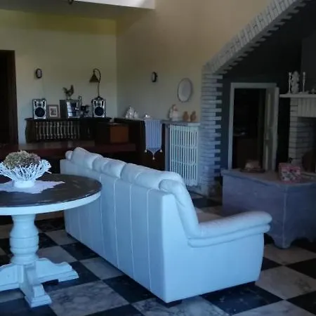 La Gallina Nel Castello Bed & Breakfast