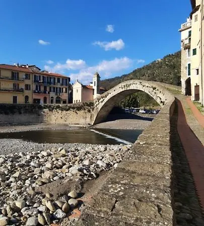 La Gallina Nel Castello