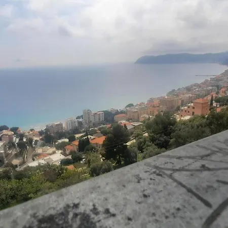Bed & Breakfast La Gallina Nel Castello Citr Oo9002-beb Oo11 2*