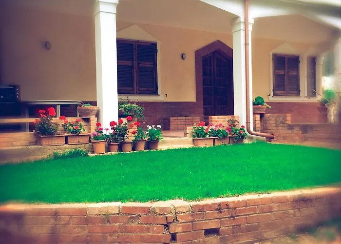 La Gallina Nel Castello Bed & Breakfast Albenga