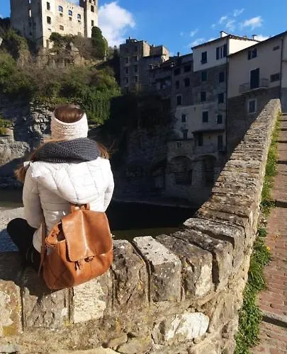 La Gallina Nel Castello