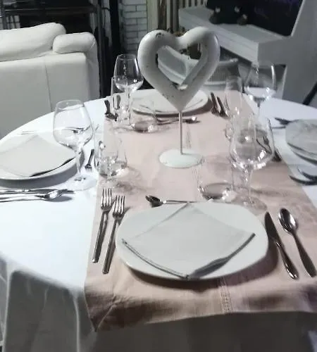 La Gallina Nel Castello 3*