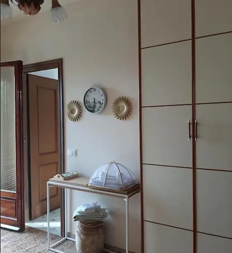 La Gallina Nel Castello 3* Albenga